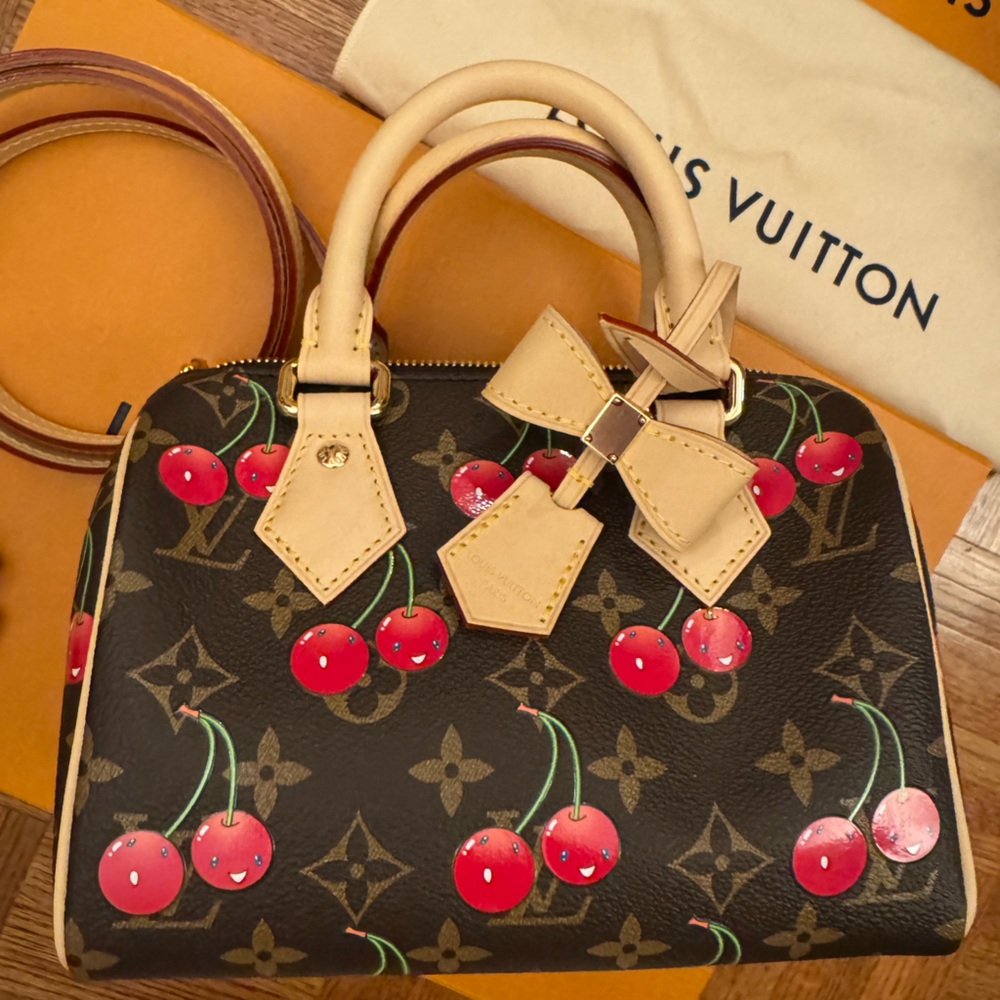 SOLDDDDD Louis Vuitton x Murakami Cherry Speedy 20 - Picture 4 of 10